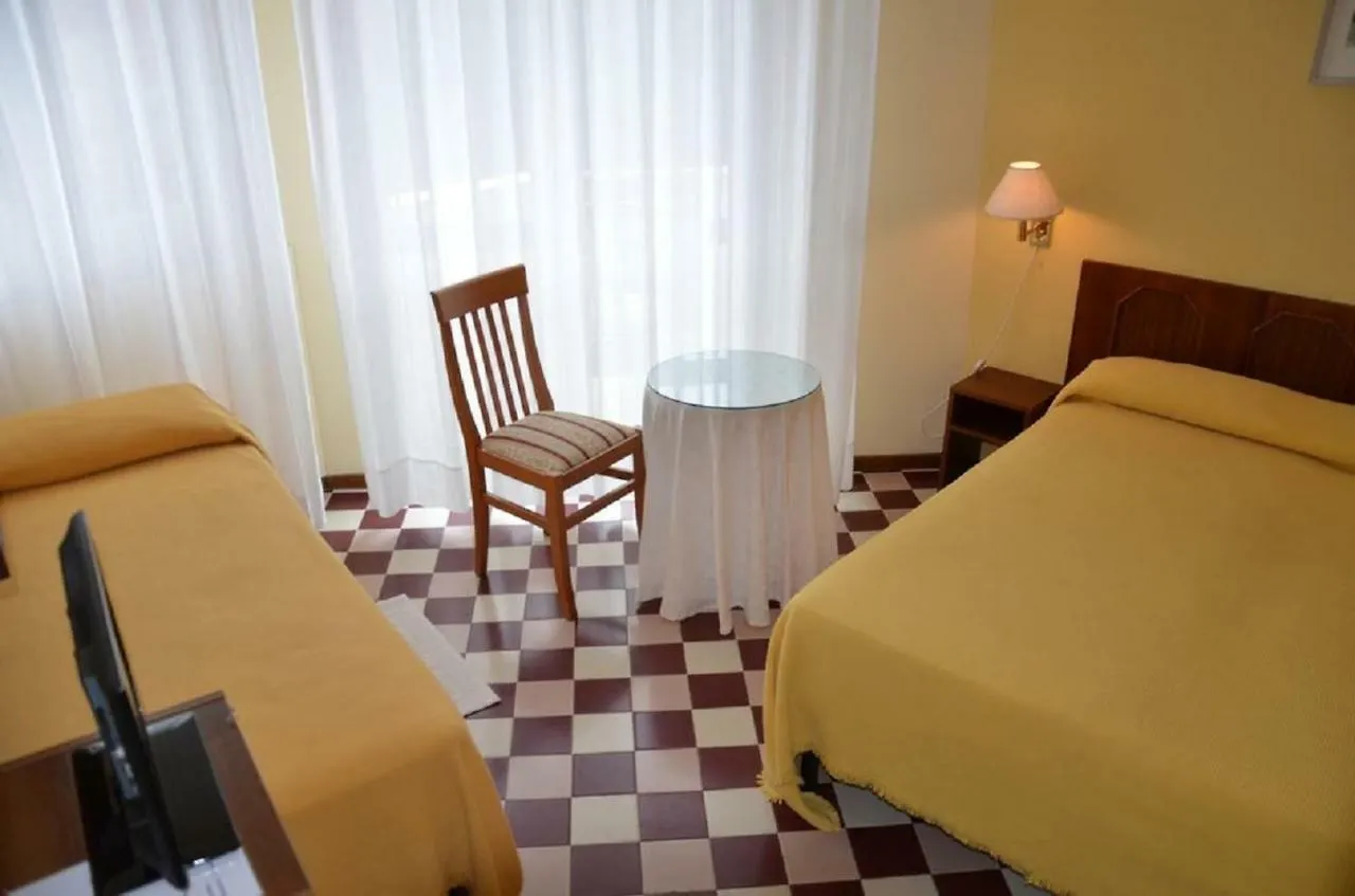 Hotel Della Punta Бордигера