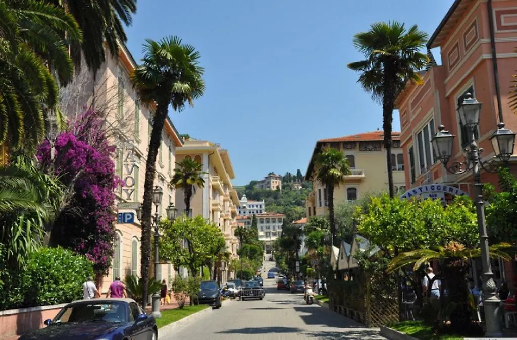 Hotel Della Punta Бордигера Италия